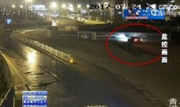 路人围观吃瓜群众怎么说,现场直击！