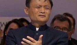 群众吃瓜都难搞笑视频,群众吃瓜搞笑瞬间大盘点